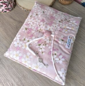 Housse liseuse et divers accessoires.