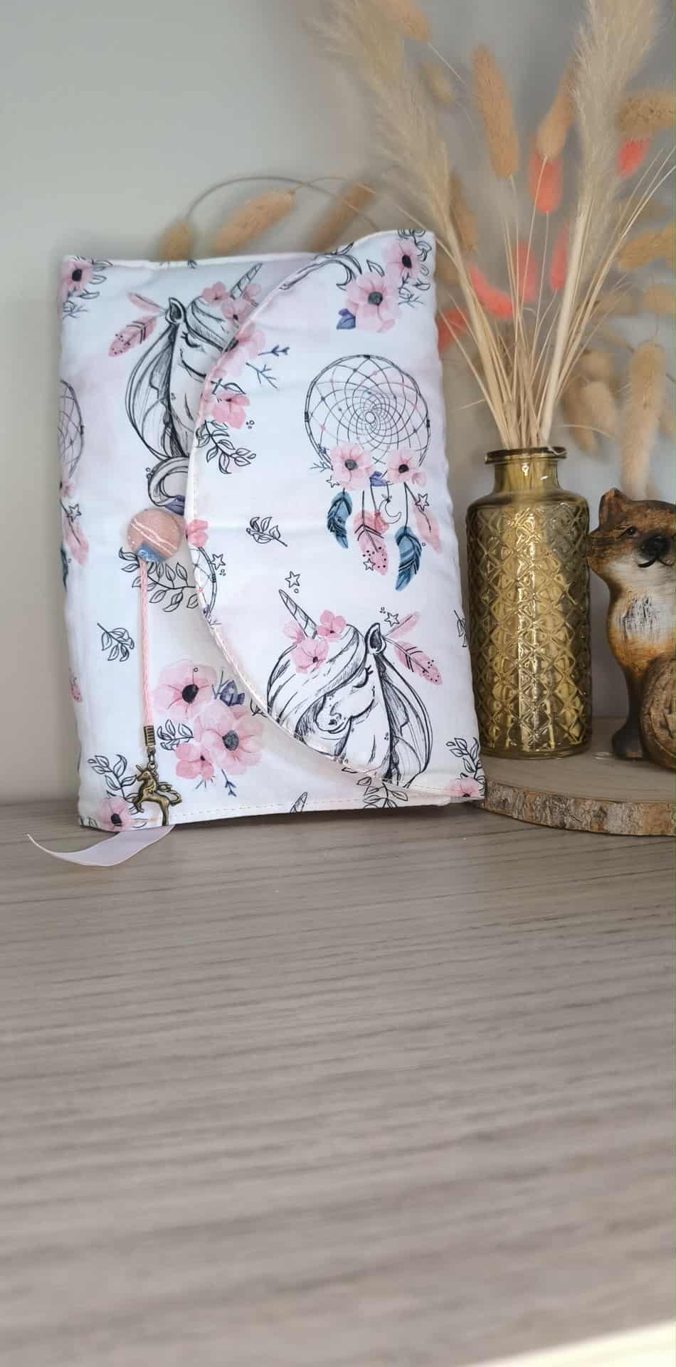 couvre livre, housse livre, protège carnet de santé, housse agenda, organisateur de sac, organisateur de documents, booksleeve