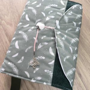 protége livre, housse agenda, housse carnet de vaccination